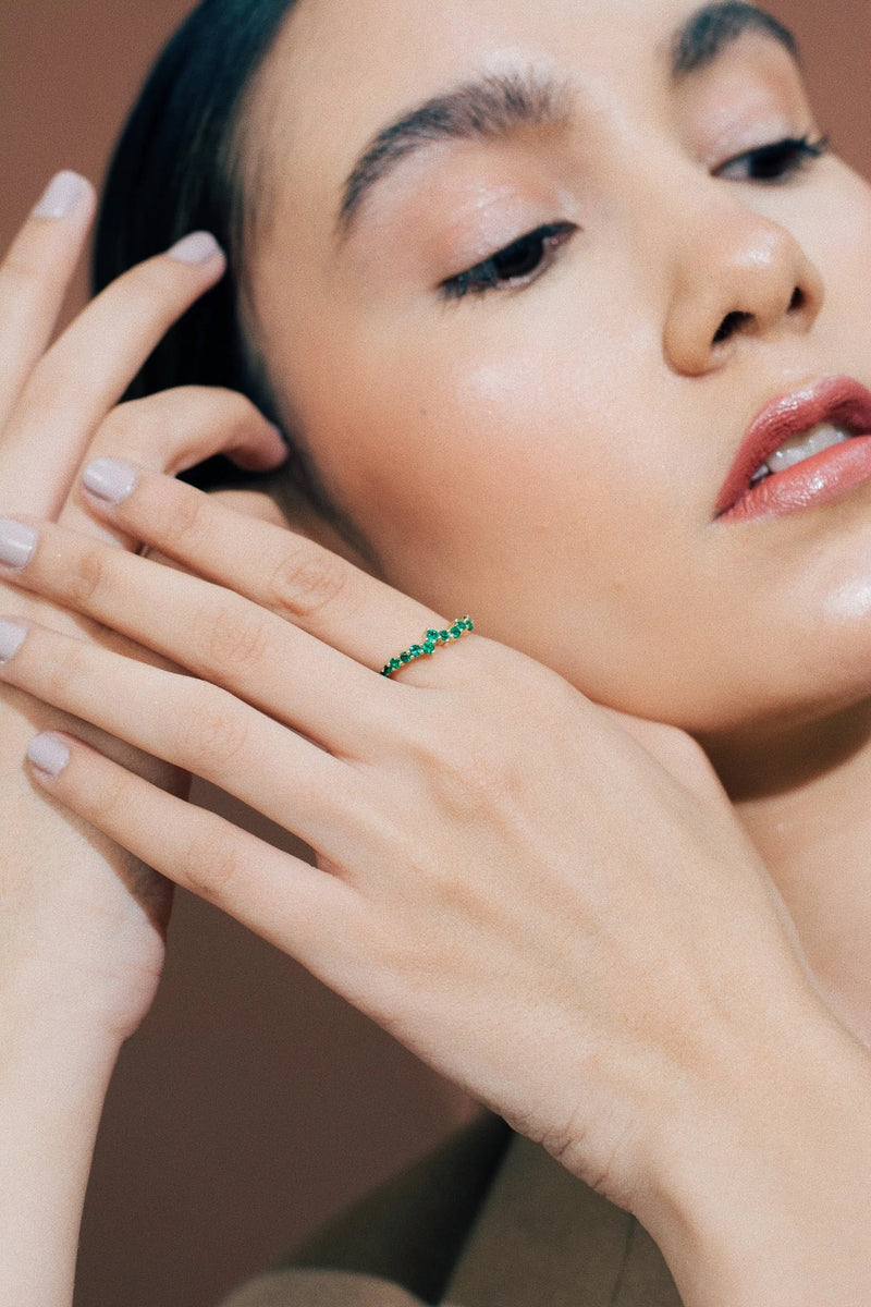 UNA MANERA - Emerald Ring